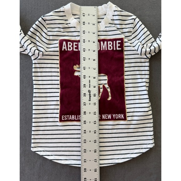 Abercrombie Kids Moose Long Sleeve Tee Girls 5 Burgundy Winter Holiday Cute - Picture 7 of 8